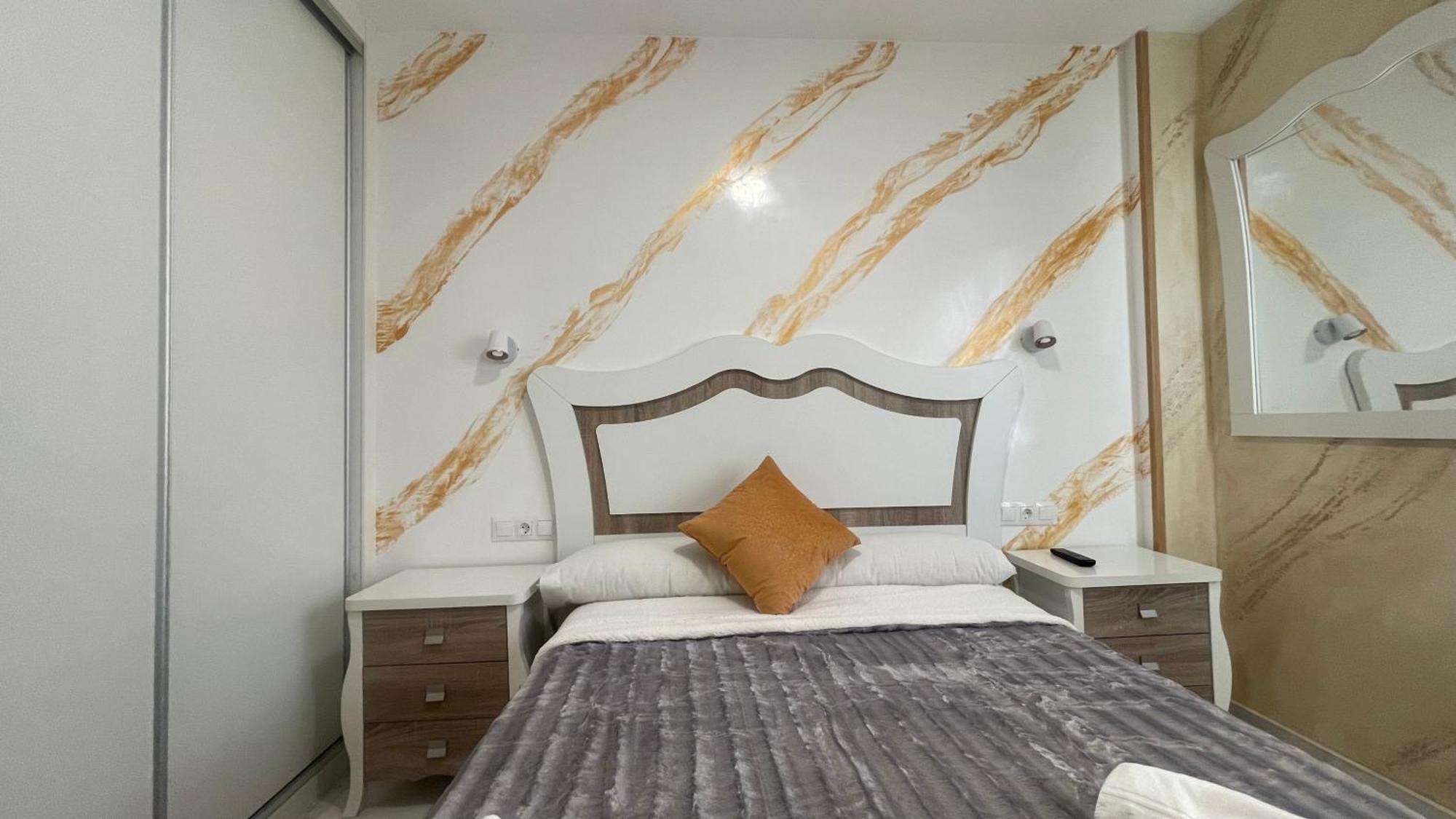 베날마데나코스타 Apartamento Con Vista A La Piscina 아파트 외부 사진