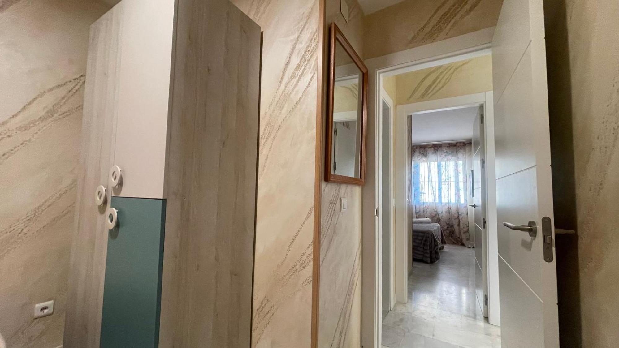 베날마데나코스타 Apartamento Con Vista A La Piscina 아파트 외부 사진